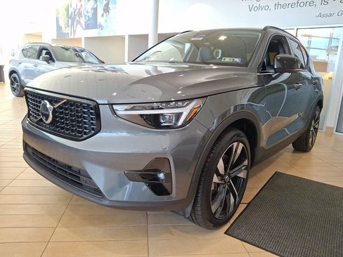 Certified 2026 Volvo XC40 B5 Ultra w/ Protection Package Premier image 2