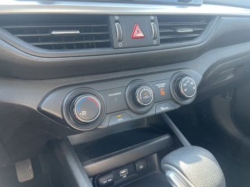 Used 2024 Kia Forte LXS image 15