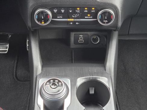 Used 2024 Ford Escape ST-Line FWD image 16
