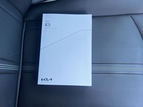 Used 2025 Kia K5 GT-Line image 25