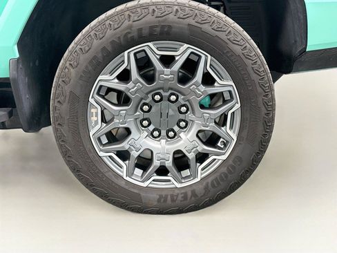 Used 2025 GMC Hummer EV 3X AWD/4WD image 33