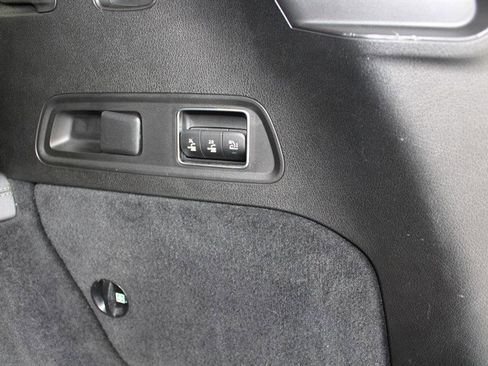 Used 2022 Mercedes-Benz GLS 450 4MATIC image 39