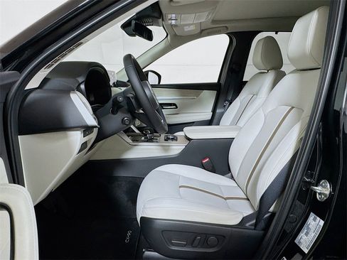 New 2026 MAZDA CX-90 Plug-In Hybrid w/ Premium Plus image 12