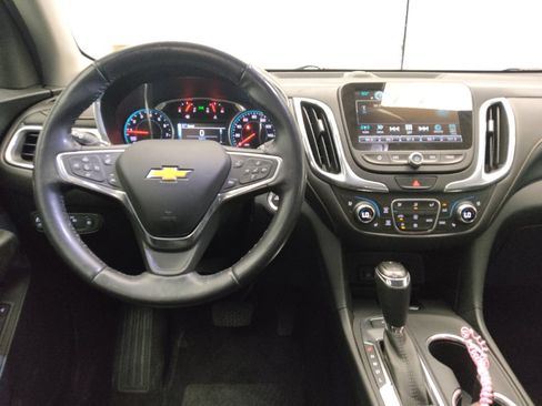 Used 2018 Chevrolet Equinox Premier AWD/4WD image 22