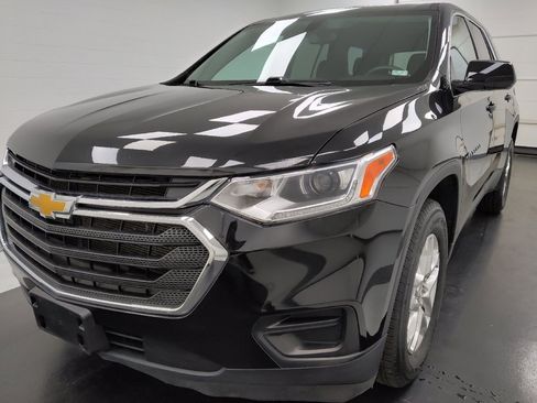 Used 2020 Chevrolet Traverse LS FWD image 15