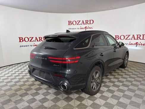 Used 2022 Genesis GV70 3.5T Sport AWD/4WD image 8