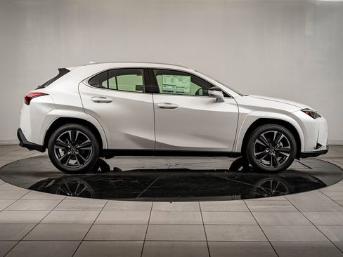 New 2025 Lexus UX 300h 300h Premium image 10