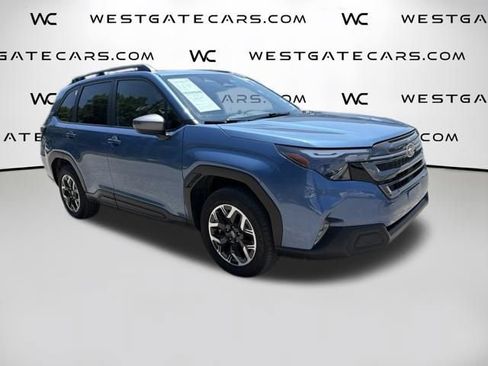 Used 2025 Subaru Forester Premium w/ Convenience Package #1 AWD/4WD image 4