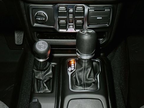 New 2026 Jeep Wrangler Unlimited Sport AWD/4WD image 28