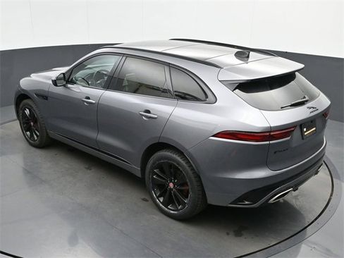 Used 2023 Jaguar F-PACE R-Dynamic S image 46
