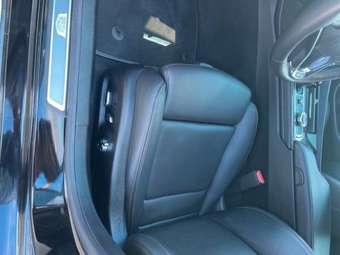 Used 2025 Cadillac CT5 V RWD image 9