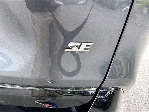 Used 2023 Toyota RAV4 SE AWD/4WD image 28