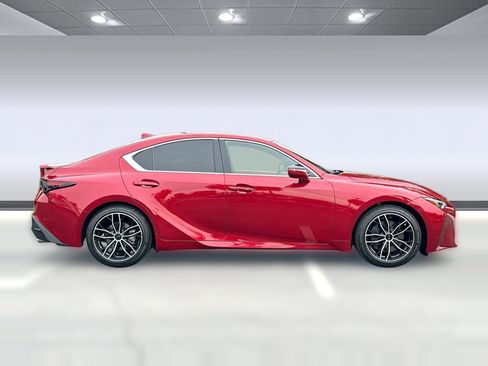 Used 2021 Lexus IS 300 w/ Comfort Package image 8