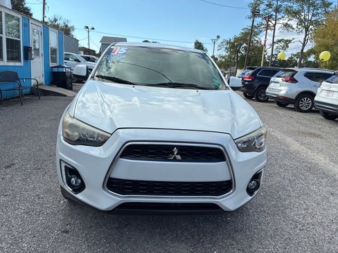 Used 2015 Mitsubishi Outlander Sport SE image 2
