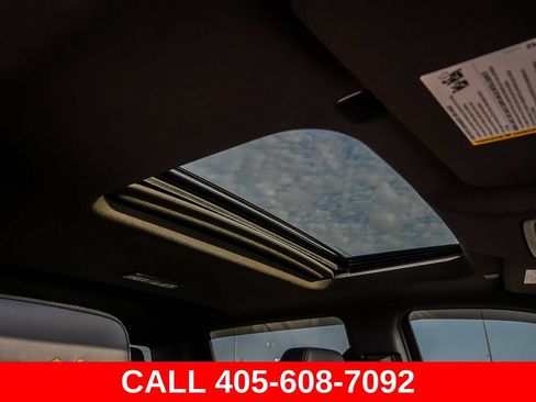 Used 2024 Chevrolet Silverado 1500 High Country w/ High Country Premium Package AWD/4WD image 21