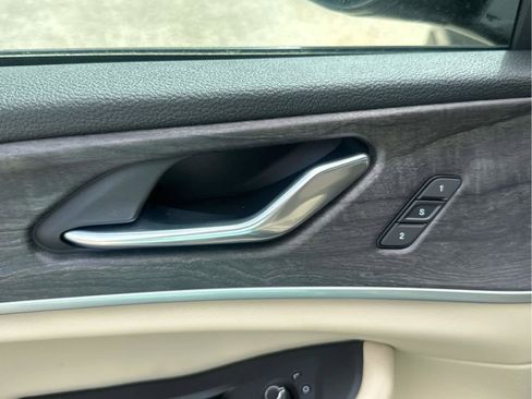 New 2025 Jeep Grand Cherokee Limited w/ Luxury Tech Group II image 29