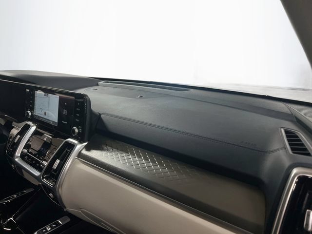 Certified 2024 Kia Sorento SX Prestige AWD/4WD image 32
