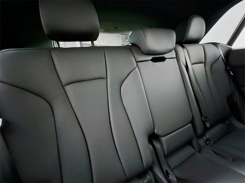 New 2026 Audi Q8 Premium Plus image 26