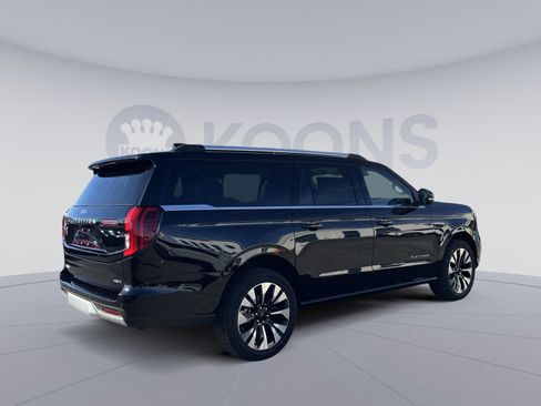 New 2026 Ford Expedition Max Platinum w/ Driver's Package image 7