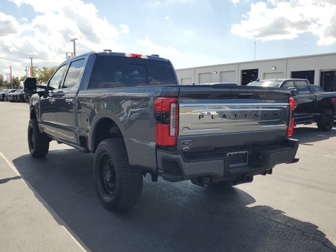 Certified 2023 Ford F250 Platinum image 7