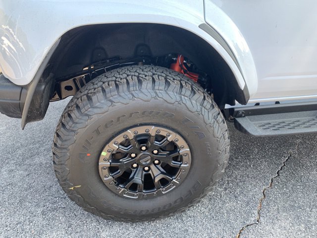 New 2026 Ford Bronco Raptor w/ Interior Carbon Fiber Pack AWD/4WD image 39