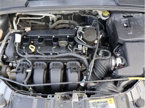 Used 2012 Ford Focus SE image 12