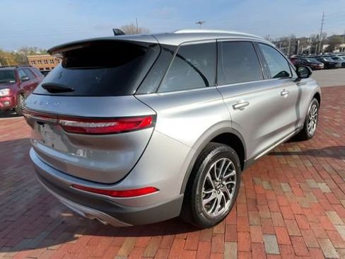 Used 2022 Lincoln Corsair FWD image 9