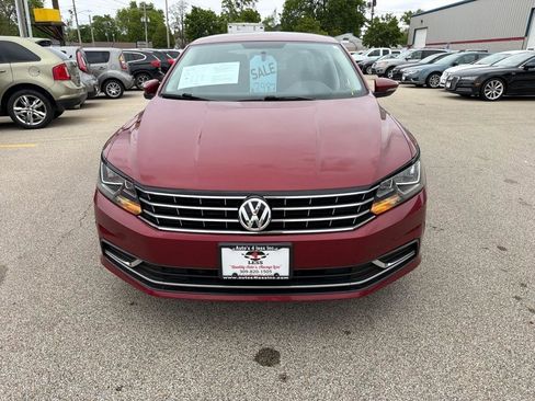 Used 2016 Volkswagen Passat 1.8T S FWD image 3