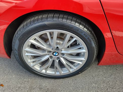 Certified 2024 BMW 330i Sedan w/ Convenience Package RWD image 5