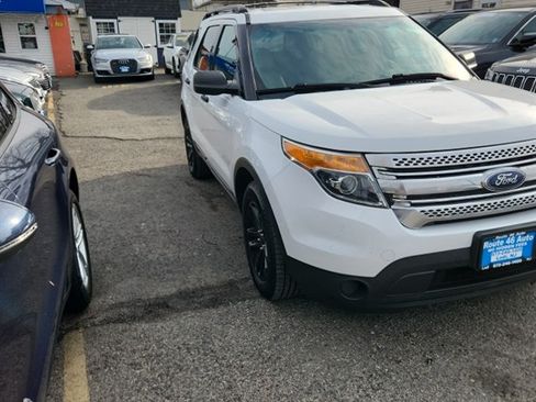 Used 2015 Ford Explorer 4WD image 3