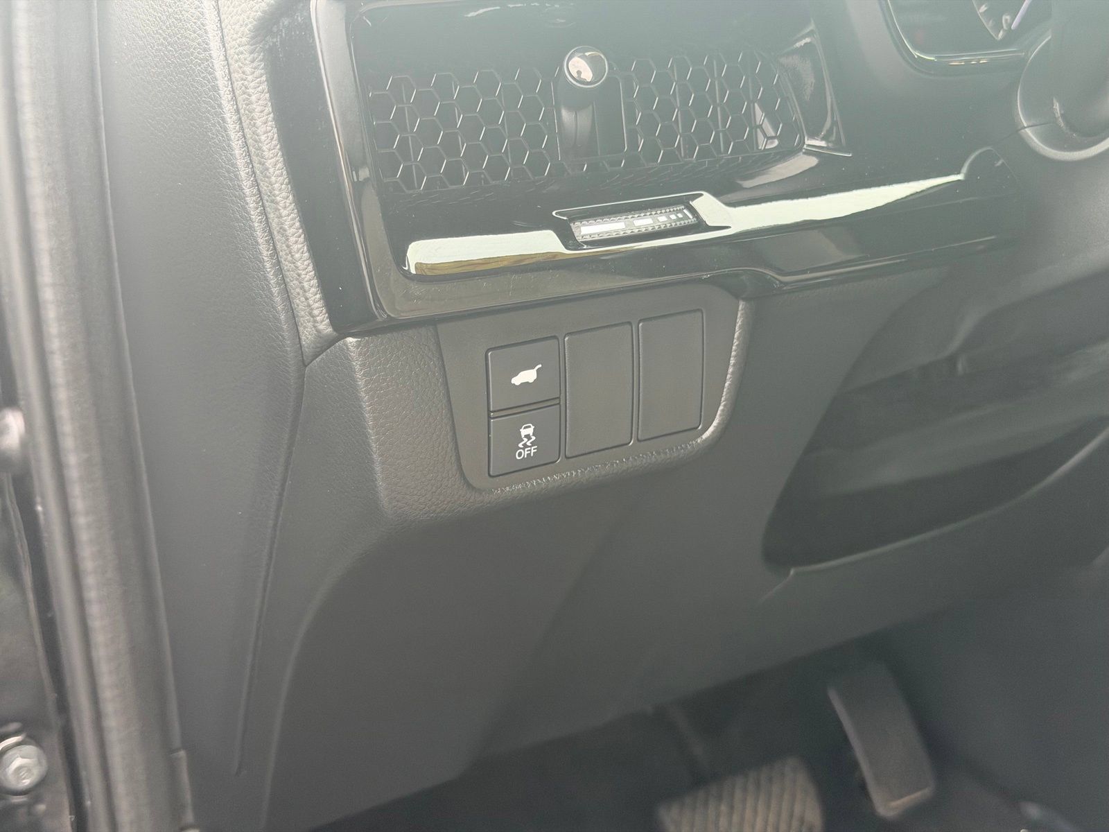 Used 2024 Honda CR-V EX-L image 15