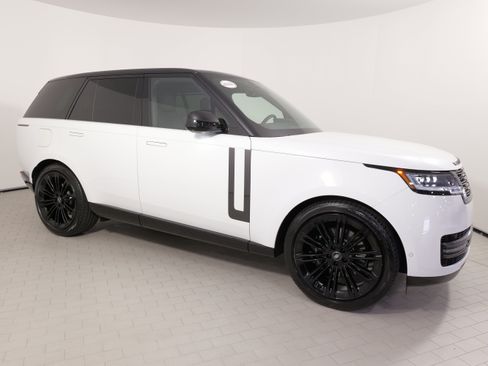 Used 2024 Land Rover Range Rover SE AWD/4WD image 10