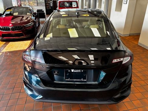 Used 2018 Honda Clarity Plug-In Hybrid image 13