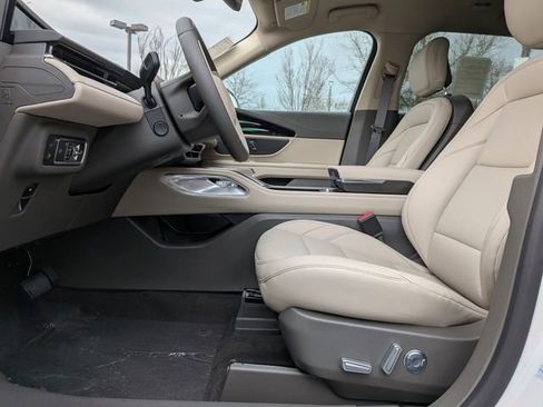 New 2025 Lincoln Nautilus Premier w/ Jet Appearance Package image 18