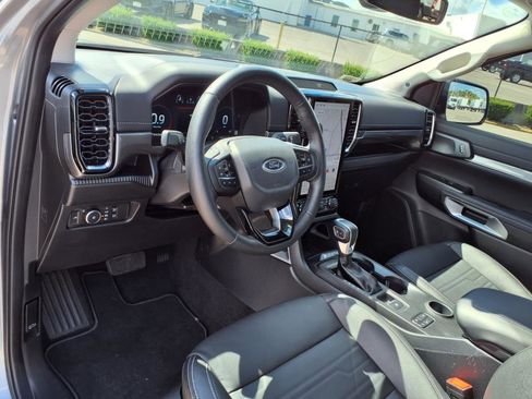 Used 2024 Ford Ranger Lariat w/ Trailer Tow Package image 6