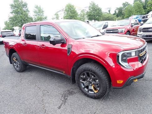 Certified 2025 Ford Maverick Tremor AWD/4WD image 12