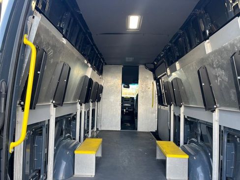 Used 2019 Mercedes-Benz Sprinter 170 image 11