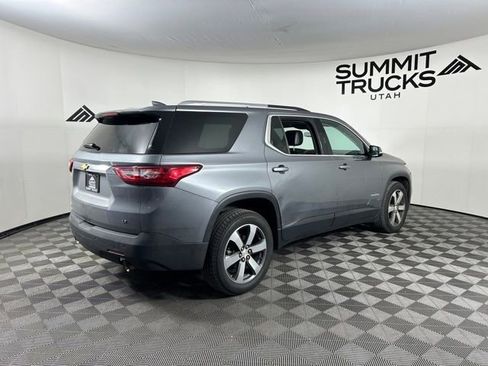 Used 2018 Chevrolet Traverse LT image 7