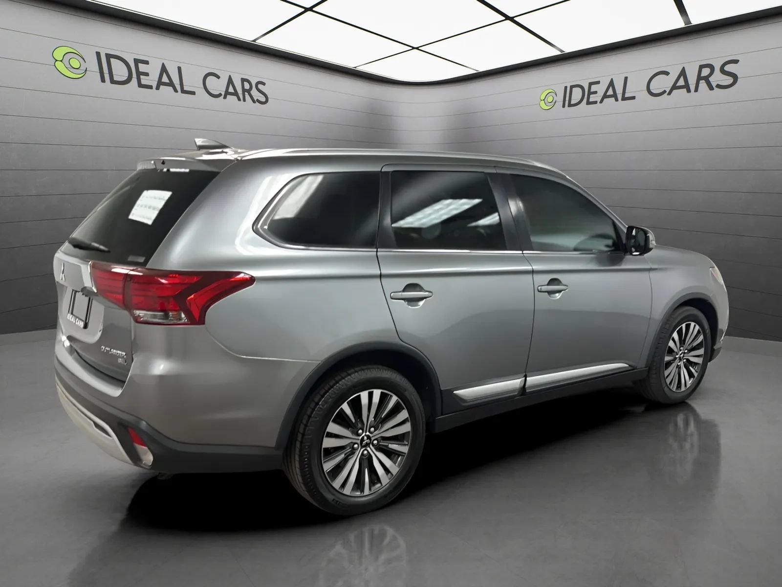 Used 2019 Mitsubishi Outlander SEL AWD/4WD image 5