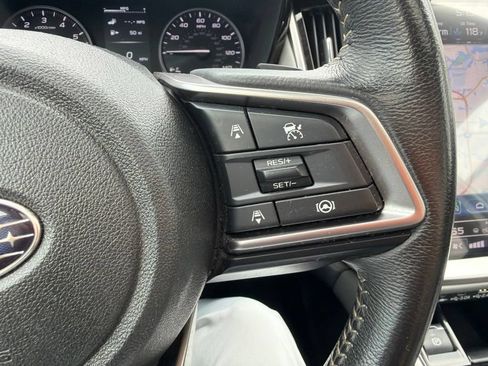 Used 2024 Subaru Outback Premium AWD/4WD image 17