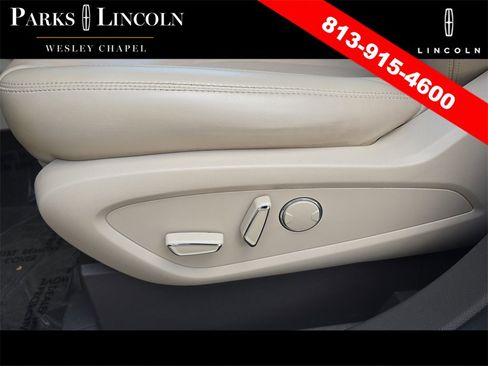 Certified 2019 Lincoln Nautilus Select image 19