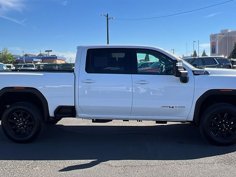 Certified 2025 GMC Sierra 2500 AT4 AWD/4WD image 4