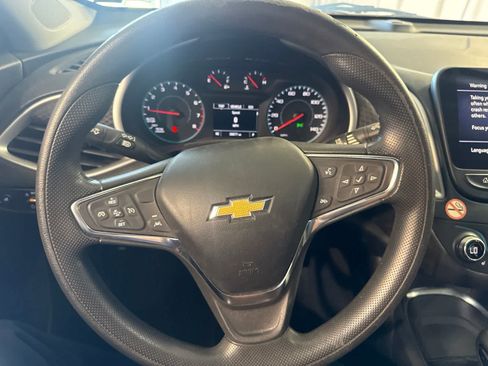 Used 2024 Chevrolet Malibu LT FWD image 25