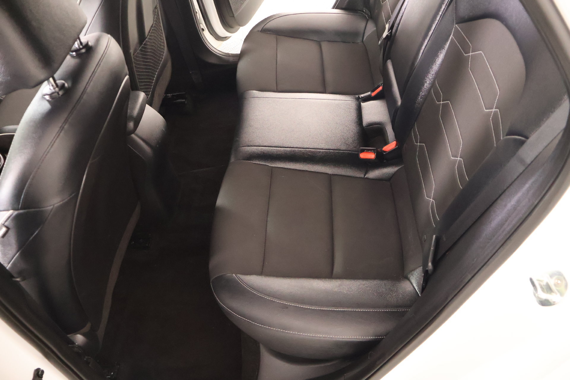 Used 2023 Kia Forte GT-Line w/ GT-Line Premium Package FWD image 12