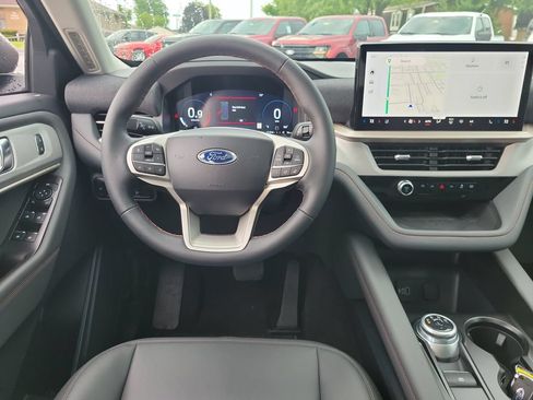 New 2026 Ford Explorer Active w/ Active Comfort Package AWD/4WD image 12