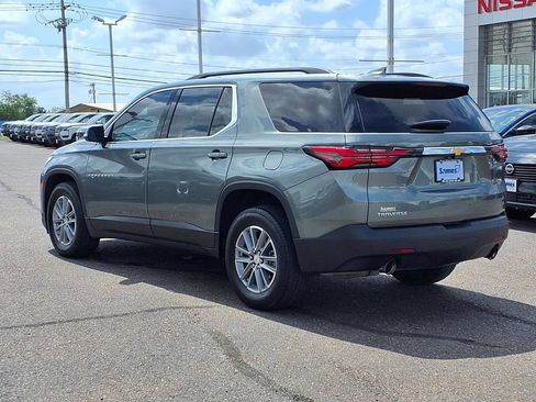 Used 2023 Chevrolet Traverse LT FWD image 6