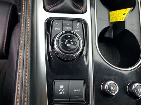 Used 2023 Nissan Maxima SR w/ Sport Mat Group image 27