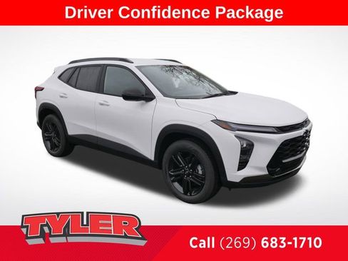 New 2026 Chevrolet Trax ACTIV image 1