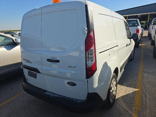 Used 2023 Ford Transit Connect XLT FWD image 3