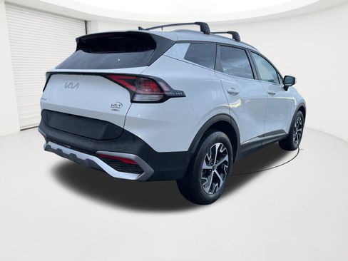 Used 2023 Kia Sportage EX image 5